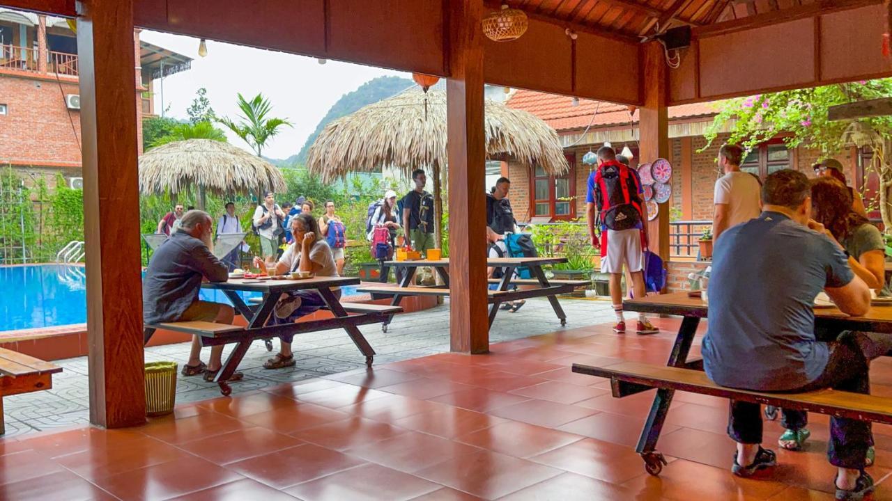 Проживание в семье Trang An Village *